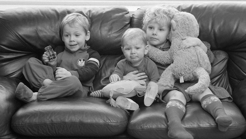 Kirkan lapset Boris, Aleksandra ja Katarine kotona 20. marraskuuta 1981.