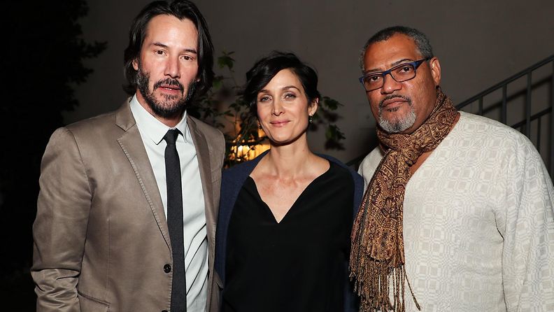 Matrix-tähdet Keanu Reeves, Carrie-Anne Moss ja Laurence Fishburne 30.1.2017