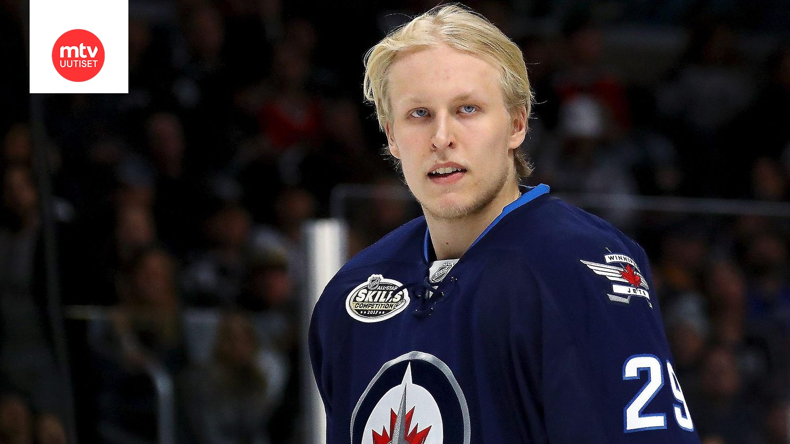 Lomalla Viimeinkin! Patrik Laine Poseeraa Hempeänä Tyttöystävä ...