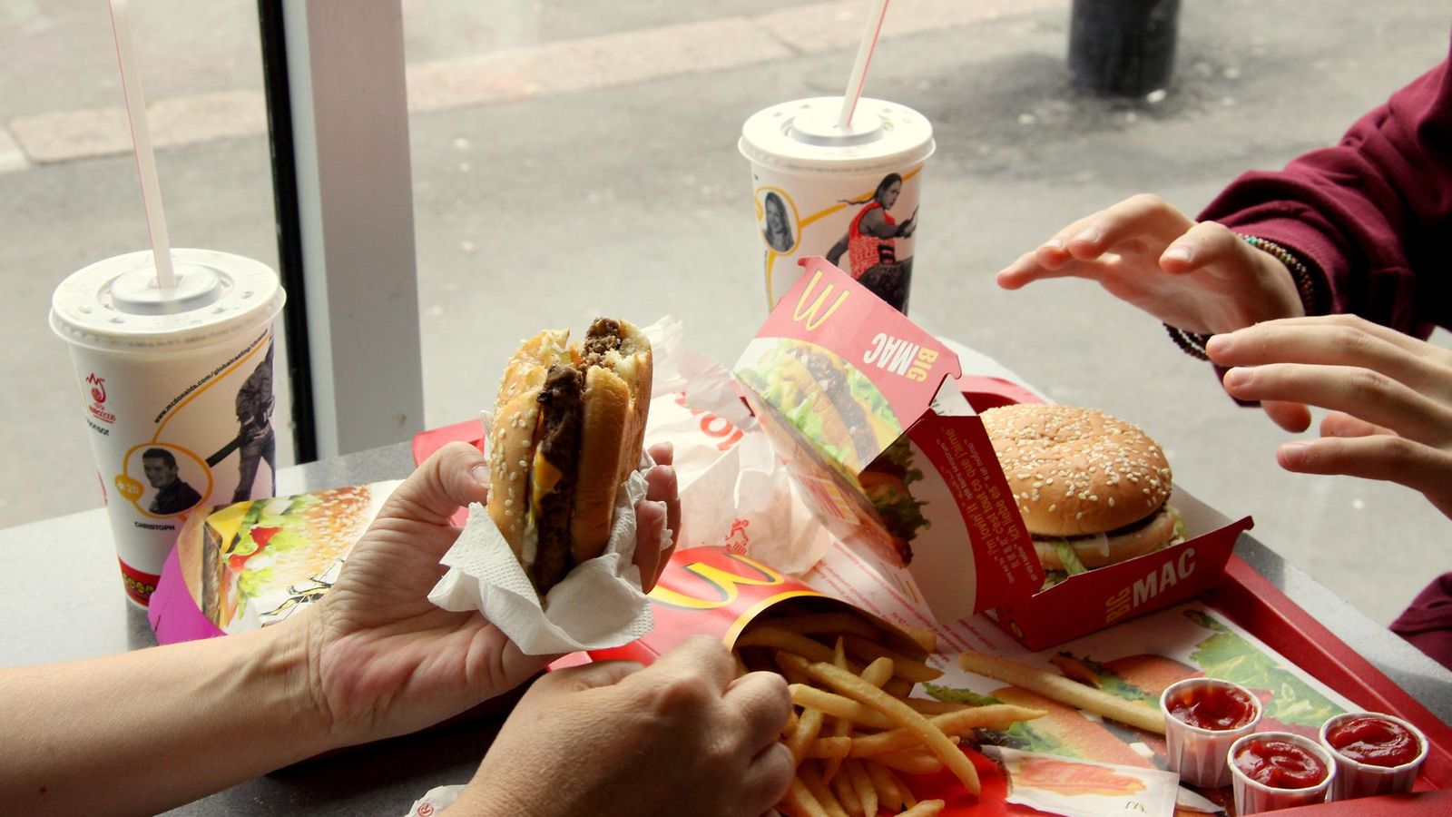 pikaruoka mcdonalds hampurilainen fast food