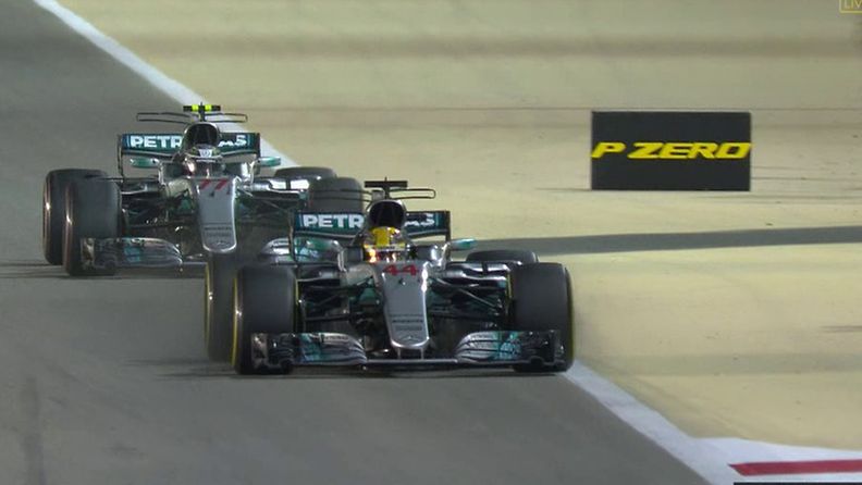 Valtteri Bottas, Lewis Hamilton, 2017, Bahrain