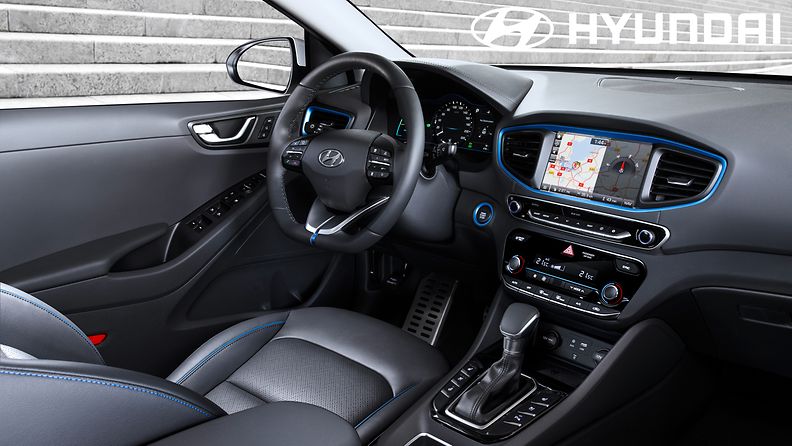Hyundai IONIQ Hybrid (2)