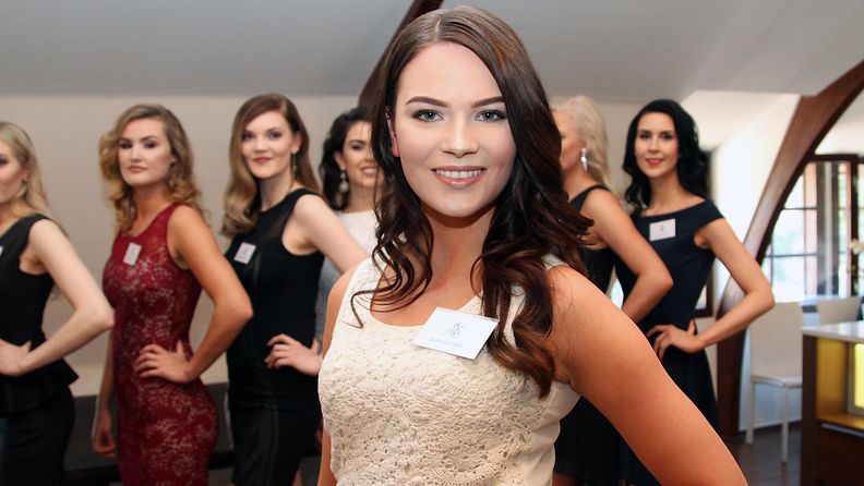 Miss Suomi 2017 -semifinalisti Elina Ketonen, 22, Tuusula (nyk. Espoo)