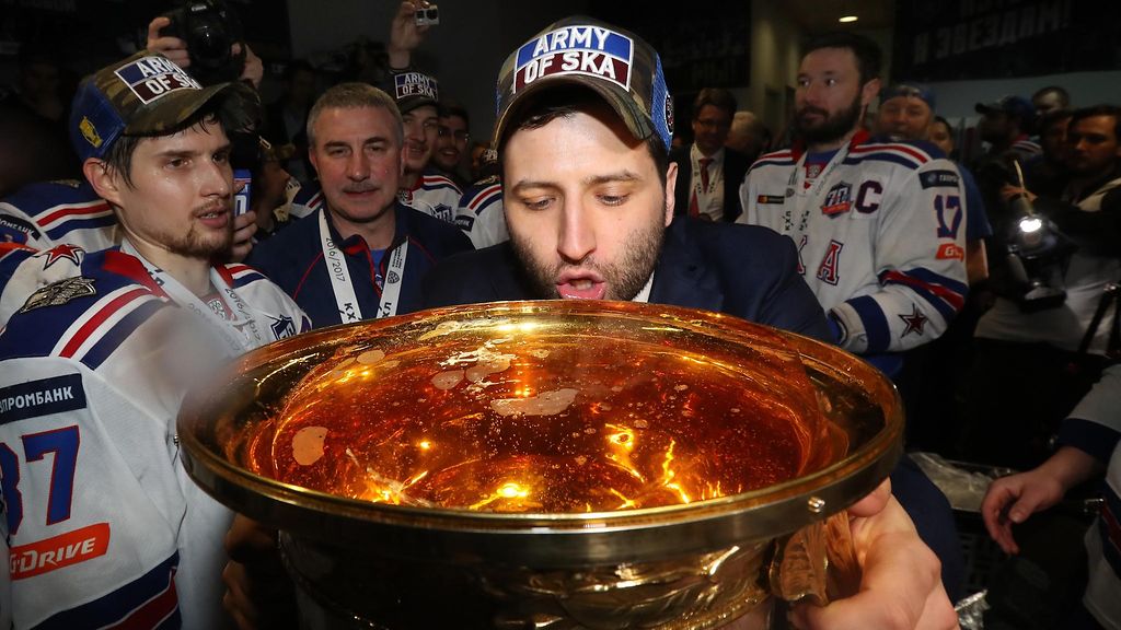 Kommentti: KHL:ltä korulauseita palkkakatosta – suurilla edelleen ...