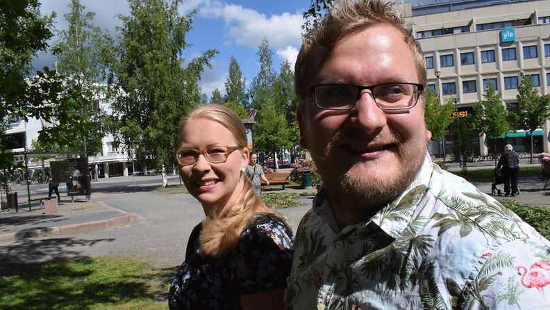 Ylioppilaskunnasta saa neuvoja, lupaavat Anna-Kristiina Mikkonen ja Matti Nivala.
