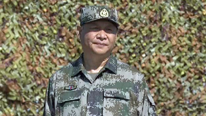Xi Jingpin sotilasparaatissa heinäkuu 2018