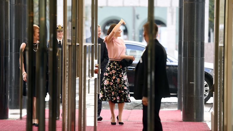 Ruotsin kruununprinsessa Victoria vieraili Suomen Kansallisoopperassa, Helsingissä, katsomassa Sebastian Fagerlund säveltämän Ingmar Bergmanin Höstsonaten - Syyssonaatti -oopperan 16. syyskuuta 2017. 