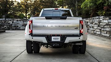 ford f super duty limited 3