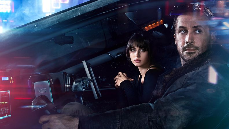 Blade Runner 2049 5 Ana de Armas ja Ryan Gosling