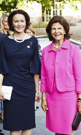 Jenni Haukio ja kuningatar Silvia Tukholmassa Suomi 100 -juhlatapahtumassa 24.8.2017 1