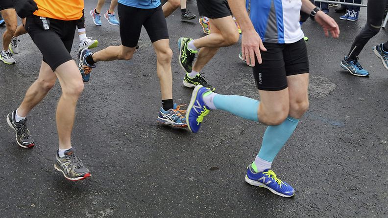 Maraton maratoni juoksu kestävyysjuoksu juokseminen urheilu