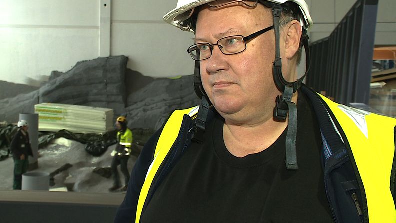 Panda-asiantuntija Jukka Salo pitää Ähtärin hanketta maailmanluokan ihmeenä.