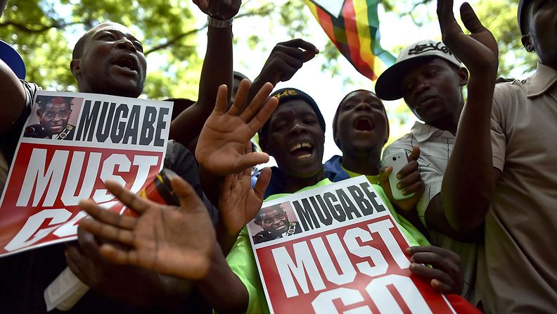 Zimbabwe mielenosoittajat