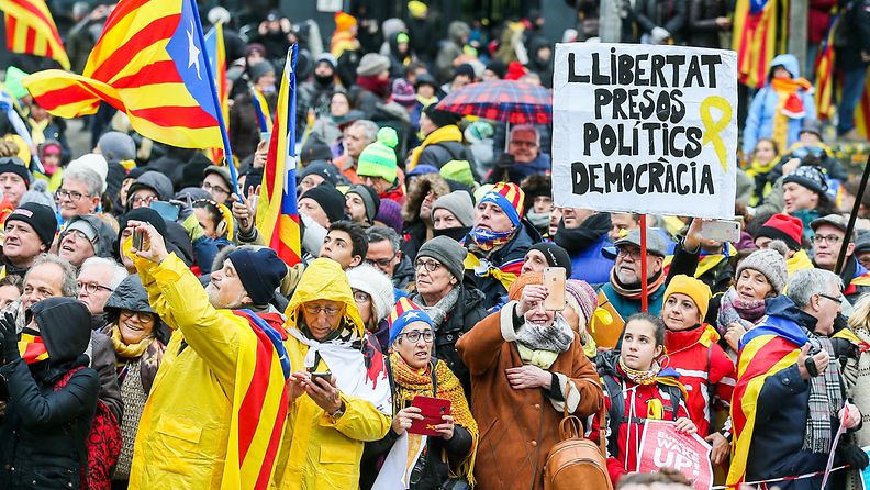 Bryssel mielenosoitus Katalonia Puigdemont