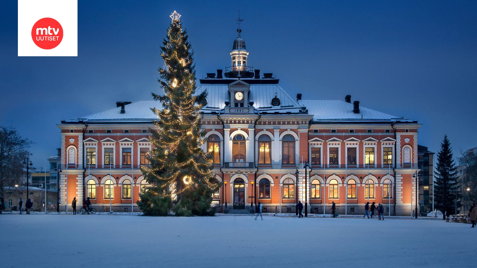 Kuopion Kaupunginteatteri Veden Vallassa, Vettä Vuotanut Tuhansien ...