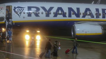 AOP Ryanair lentokone