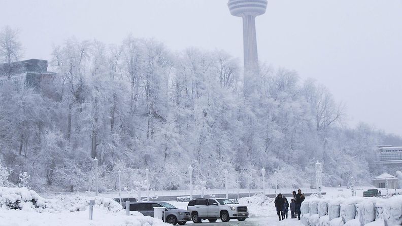 Niagaran putoukset talvi pakkanen AOP 2
