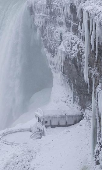 Niagaran putoukset talvi pakkanen AOP 5