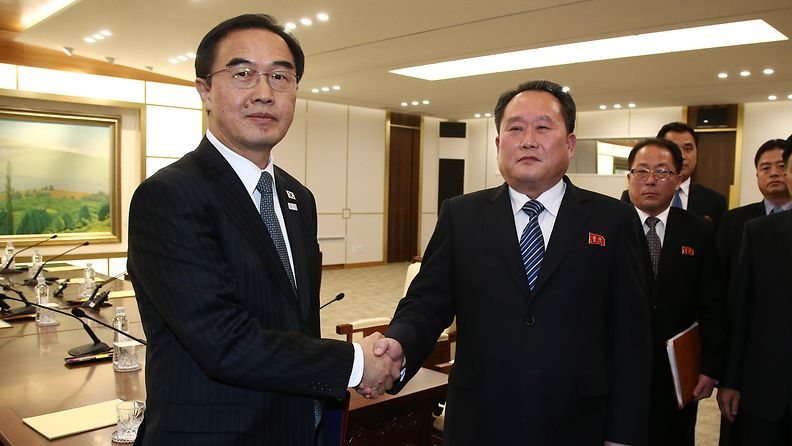 Etelä-Korean ja Pohjois-Korean delegaatiot tapasivat 9. tammikuuta Panminjomissa Etelä-Koreassa.