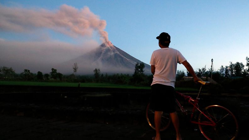 AOP Mayon tulivuori Filippiinit (3)
