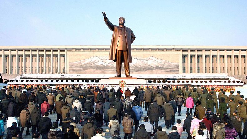 Pjongjang Kim Il-sungin patsas epa