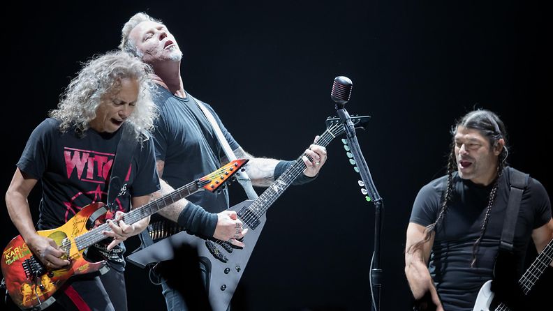 Metallica Kirk Hammett, James Hetfield, Robert Trujillo Globen Tukholma 7.5.2018