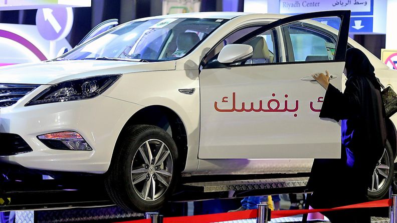 AOP Saudi-Arabia ajokielto nainen auto