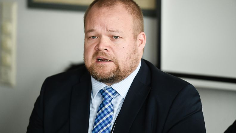 AOP, Janne Pesonen, kokoomus, puoluesihteeri