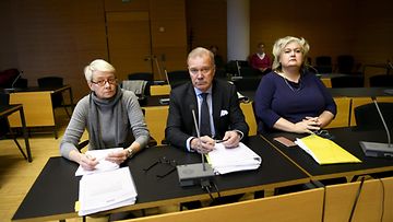 Lehtikuva elokuvasäätiö oikeudenkäynti entinen toimitusjohtaja Irina Krohn ja nykyinen hallintojohtaja Niina Otva-Lampi ja asianajaja Mika Pakarinen