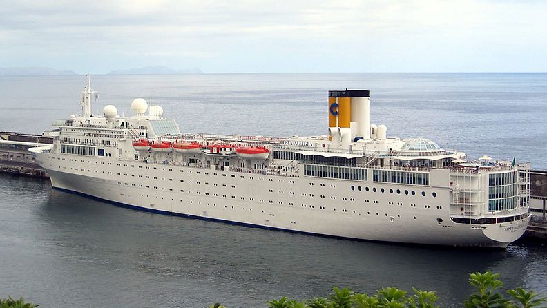 Costa Cruises -yhtiön alus Costa Allegra Genovan satamassa Italiassa.