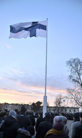 Lehtikuva Itseänisyyspäivä 6.12.2018 lipunnosto Helsinki