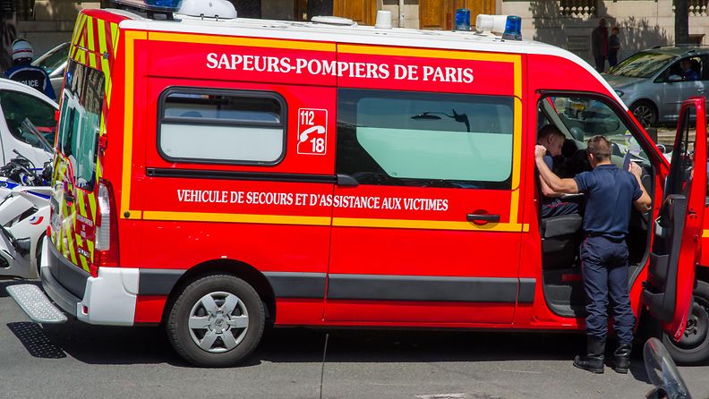 AOP Pariisi Ranska paloauto