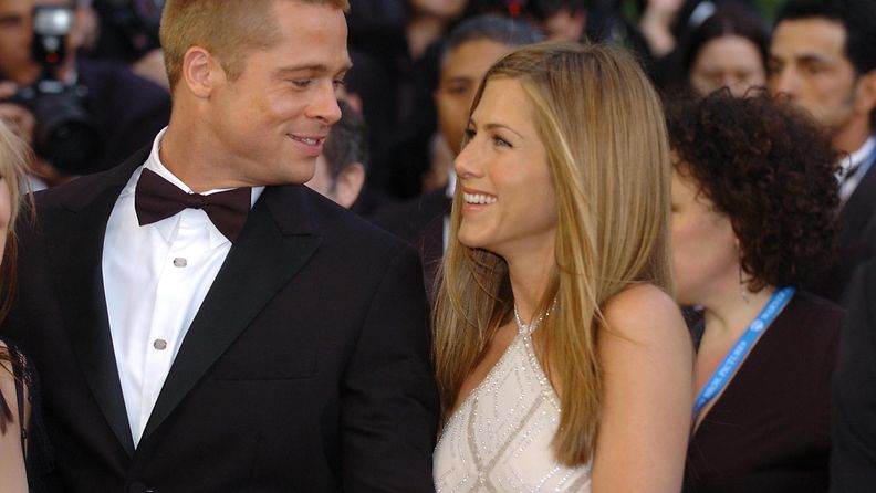 Jennifer Aniston ja Brad Pitt vuonna 2004