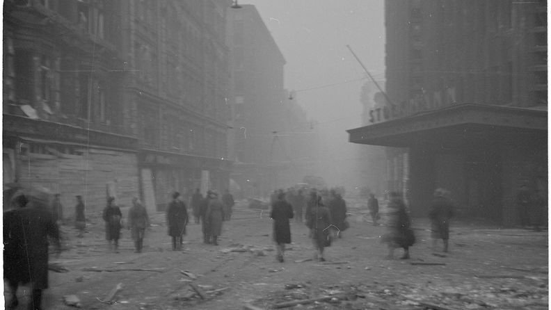 Helsinki pommitukset 1944