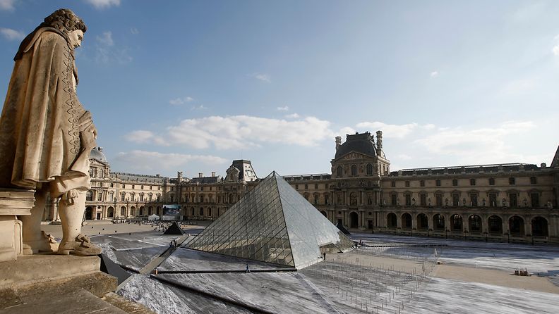 Louvre paperitaideteos maaliskuu 2019 5