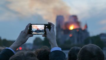 Notre Damen tulipalo Pariisi 15.4.2019 9