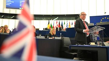 Jean-Claude Juncker EU-parlamentin kokouksessa Ranskan Strasbourgissa 16.4.2019