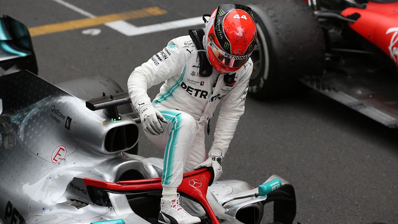 Lewis Hamilton (4)