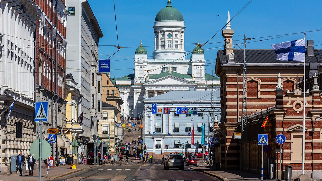 Suomalaiset viihtyivät pääsiäisenä kotimaassa – venäläiset matkailijat  kaikkoavat 