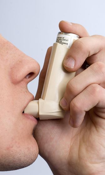 Astma (AOP)