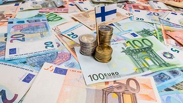 kuvituskuva talous euro suomi