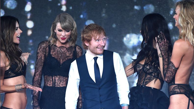 Ed Sheeran Taylor Swift Victoria's Secret -näytöksessä 2014