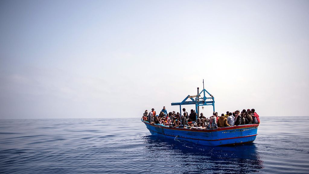 14 ruumista löytyi Tunisian rannikolta – siirtolaisveneiden määrä kasvanut viime päivinä