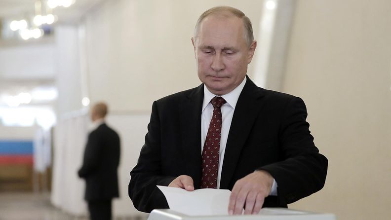 Putin äänestää AOp