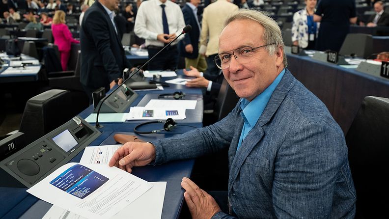 Teuvo Hakkarainen europarlamentti