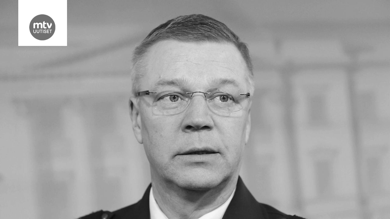 Rajavartiolaitoksen päällikkö Ilkka Laitinen on kuollut jäi