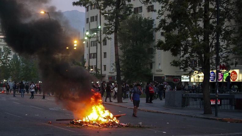 Chile Santiago mielenosoitus