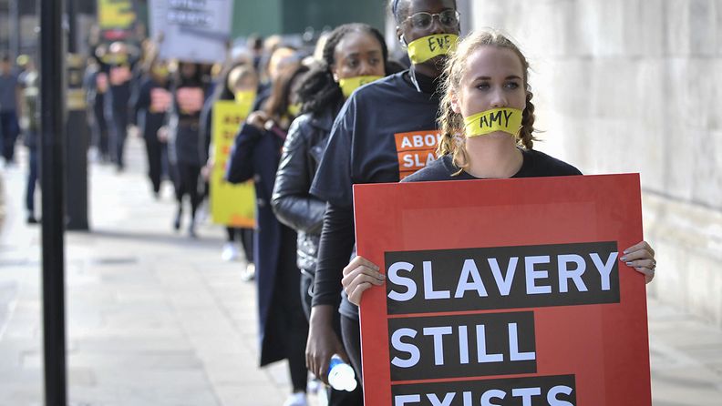 aop Lontoo, orjuuden vastainen protesti