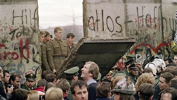 LK Berliinin muurin murtuminen 1989 (1)