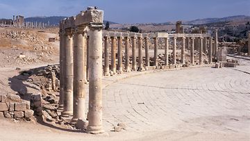 Jerash Jordania roomalaiset rauniot kuvituskuva